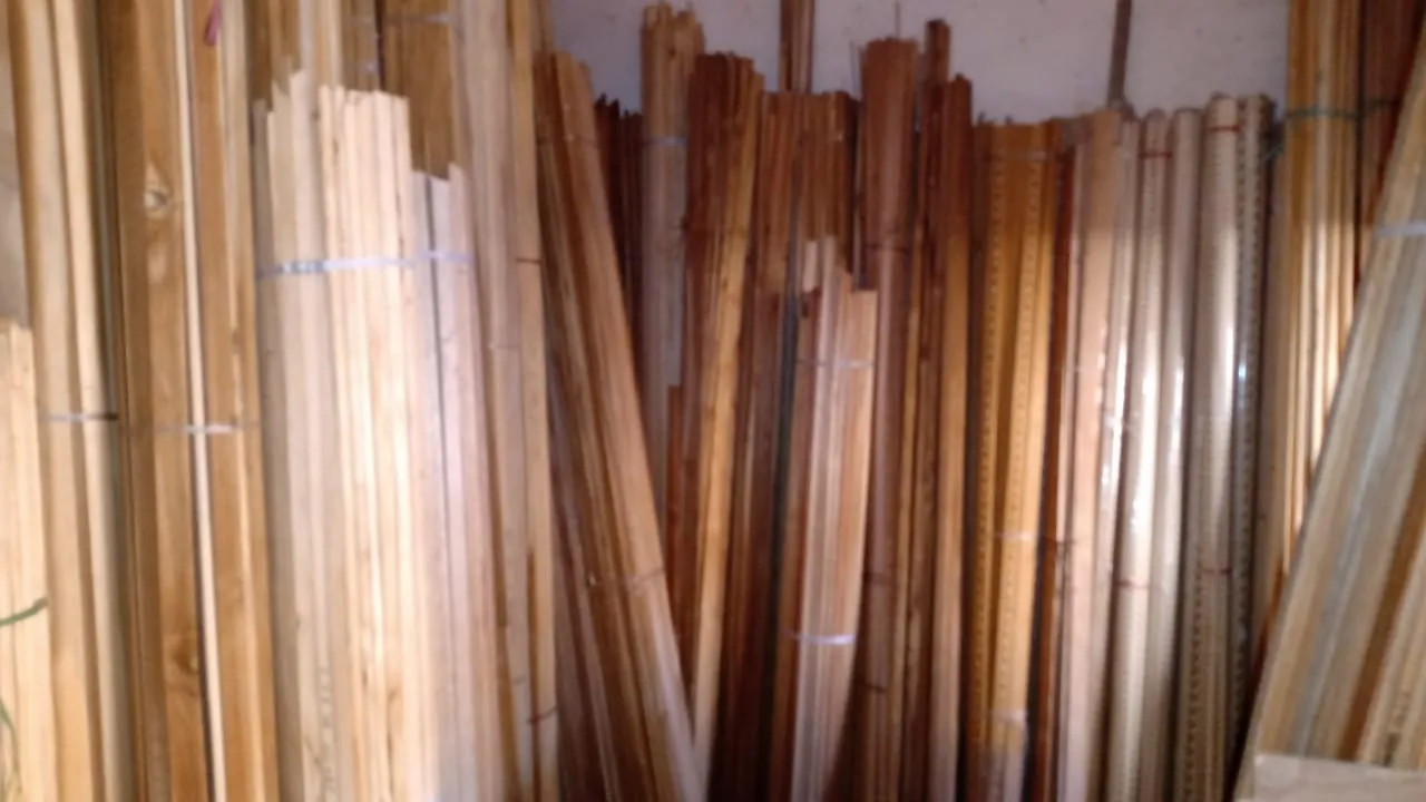 Moulding & Beading Patti in stock at Nitin Plywood House, Delhi